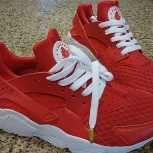 Red huaraches Size 10 men’s